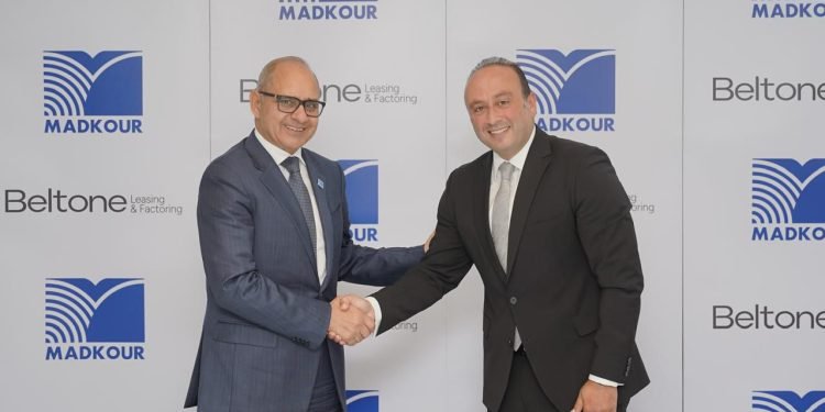 “بلتون للتأجير التمويلي والتخصيم” توقع اتفاقية مع مجموعة شركات مدكور بإجمالي 400 مليون جنيه