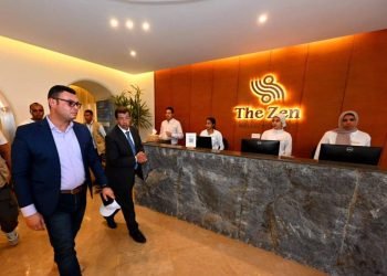 وزير الإسكان يتابع تشغيل مشروع “The Zen” للسياحة العلاجية والاستشفائية بأسوان الجديدة