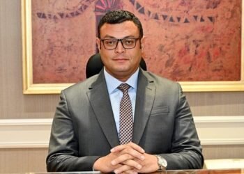 وزير الإسكان إعداد كتيب للاستفسارت حول قانون التصالح في مخالفات البناء