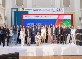 رئيس الرقابة المالية يشارك في حفل تخرج مشاريع مناخية من برنامج مسرعة التمويل المناخي CFA