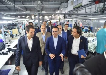 وزير الاستثمار يزور مصنع “جيد” لتصنيع الملابس الجاهزة باستثمارات 110 ملايين دولار