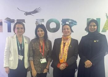 وزيرة البيئة تعقد لقاء مع نظيرتها الإماراتية ومسئولى الاتحاد الدولى لصون الطبيعة