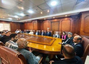 رئيس البورصة يلتقي مجلس إدارة الغرفة التجارية لدمياط لبحث أطر التعاون المشترك