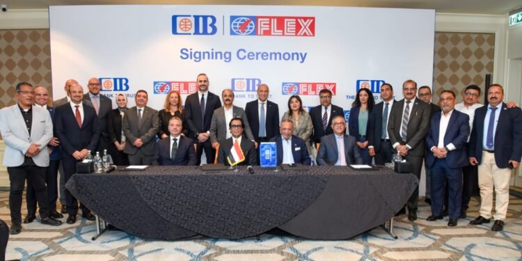 CIB يوقع تسهيل ائتماني متوسط الأجل مع شركة “Flex Asepto Egypt”