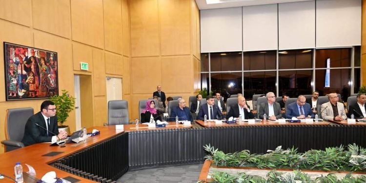 وزير الإسكان يتابع موقف تنفيذ وحدات  “سكن لكل المصريين” بعدد من المحافظات والمدن الجديدة