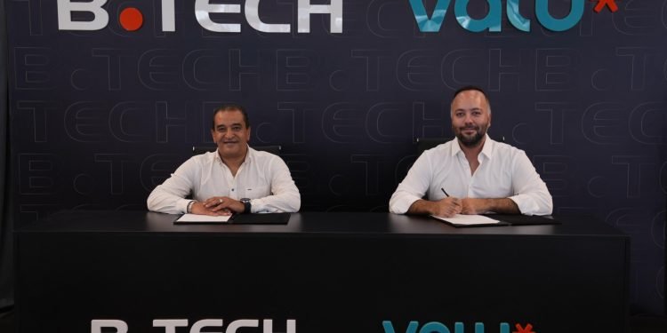 بي تك توقع بروتوكول تعاون مع ڤاليو لتوسيع خيارات التمويل للعملاء