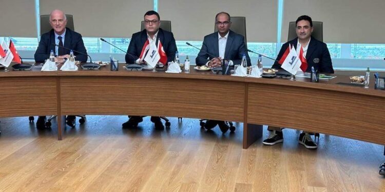 وزير الإسكان يدعو المطورين الصناعيين الأتراك للتواجد في مصر