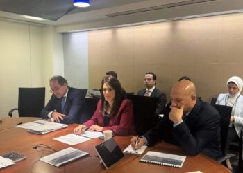 وزيرة التخطيط تعقد لقاءات مكثفة مع مسئولي المؤسسات الدولية والحكومات