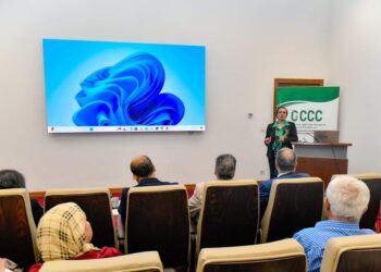 وزيرة البيئة تناقش مع البعثة الفنية للبنك الدولي التعاون في مواجهة السحابة السوداء