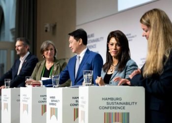 وزيرة التخطيط: إطلاق أول سوقٍ طوعي لتداول وإصدار أرصدة الكربون في مصر