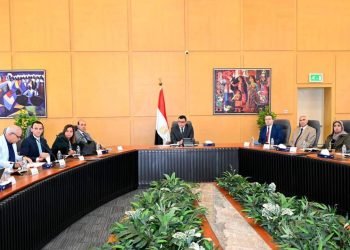 وزير الإسكان يتابع تنفيذ وحدات “سكن لكل المصريين” بالمحافظات والمدن الجديدة