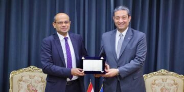 توقيع بروتوكول تعاون بين البورصة وجامعتى دمياط وحورس لنشر الوعى بين طلبة الجامعات بمبادئ الاستثمار