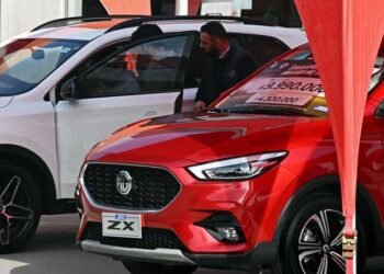 هل تسبب حرب السيارات الكهربائية حرب تجارية عالمية؟