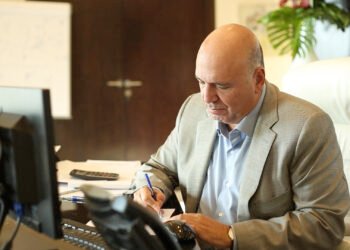 هيكل لـ”استدامة”: فرصة حصول شركات التكرير على تمويلات بنكية منعدمة حاليًا