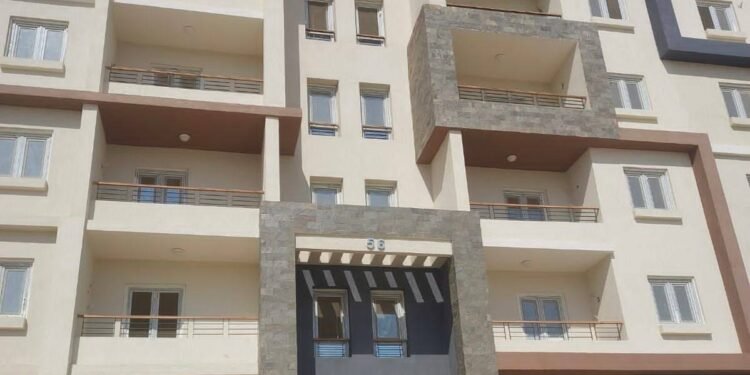 الإسكان: تنفيذ 4873 وحدة سكنية بالمبادرة الرئاسية “سكن لكل المصريين” بـ15 مايو