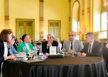 وزيرة البيئة تفتح جلسات حوارية لإعداد الاستراتيجية الوطنية للاقتصاد الدائرى بمصر