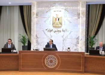 رئيس الوزراء : فيتش ترفع تصنيف مصر الائتماني إلى “B” لأول مرة منذ 4 سنوات