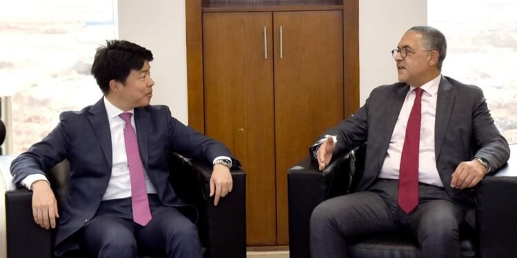 مصر تستهدف الاستحواذ على 8% من السوق العالمية لتداول الهيدروجين الأخضر