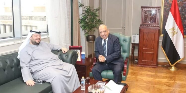 وزير الكهرباء : اتخاذ الإجراءات اللازمة لتشجيع مشاركة القطاع الخاص في مشروعات الطاقة المتجددة