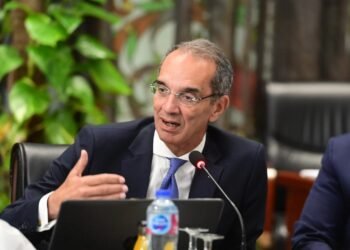  وزير الاتصالات: الاستدامة نهج أساسي لعمل الوزارة في تنفيذ جميع مستهدفاتها