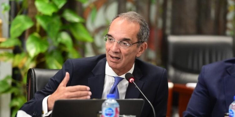  وزير الاتصالات: الاستدامة نهج أساسي لعمل الوزارة في تنفيذ جميع مستهدفاتها