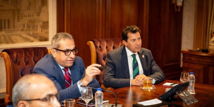 اجتماع تنسيقي بين “العاصمة الإدارية” ووزارة الشباب والرياضة لاستضافة مارثون زايد الخيري للمرة الثانية