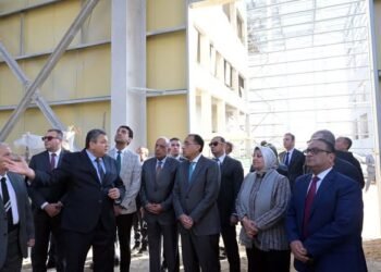 مدبولي: مشروع الربط الكهربائي مع السعودية نواة لربط كهربائيّ عربيّ شامل