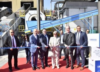 وزيرة البيئة تفتتح أول خط إنتاج في مصر لإعادة تدوير عبوات الكرتون المستخدمة