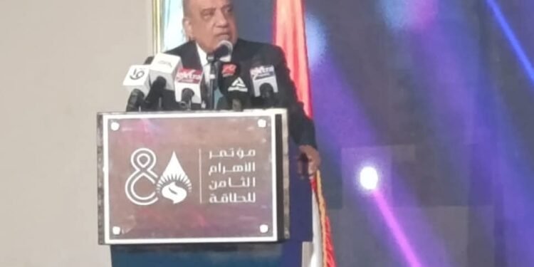 وزير الكهرباء: نستهدف الوصول بحجم الطاقة المتجددة لـ60% من الاستهلاك بحلول 2040