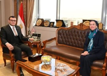 وزيرة البيئة: مراجعة شاملة لبناء وتطوير منظومة المخلفات بـ14 مدينة جديدة