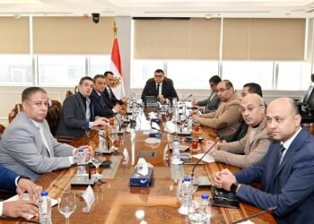 وزير الإسكان يتابع مع “السعودية المصرية للتعمير” معدلات تسويق عدد من المشروعات