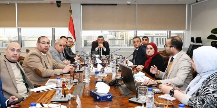 الإسكان تستعد لإطلاق مبادرة “بيتك في مصر” للمصريين بالخارج