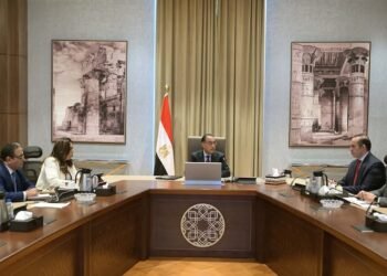 رئيس الوزراء يتابع إجراءات تنفيذ قانون التصالح في مخالفات البناء