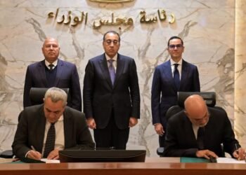 توقيع عقد لإنشاء مصنع لسيارات “إم.جي” محليًا باستثمارات 135 مليون دولار