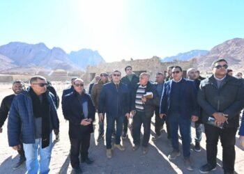 وزير الإسكان يوجه بسرعة الانتهاء من تنفيذ مشروع موقع التجلي الأعظم بأرض السلام