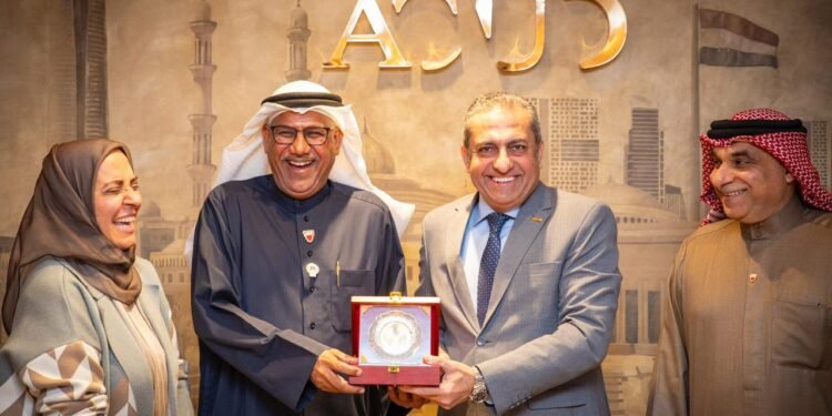 خالد عباس يستقبل وفداً من مجلسي النواب والشورى البحريني  لزيارة العاصمة الإدارية الجديدة
