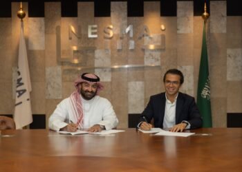 حسن علام القابضة توقع شراكة استراتيجية مع مجموعة نسما لتعزيز البنية التحتية اللوجستية