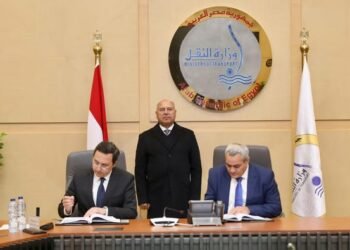 توقيع عقد مشروع تمويل وإنشاء 32 مياء جاف وتنفيذ عدد 7 ممرات لوجستية متكاملة