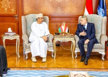 الفريق أسامة ربيع: نسعى للتحول إلى مركز إقليمي لتقديم الخدمات اللوجيستية