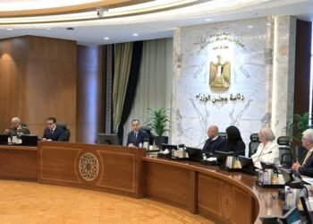 رئيس الوزراء: متابعة الأسواق لضمان توافر السلع الأساسية قبل حلول شهر رمضان