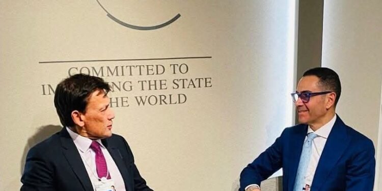 وزير الاستثمار يبحث مع “دانا غاز ” فرص ومقومات الاستثمار بالسوق المصري في قطاع الطاقة