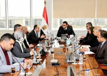 وزير الإسكان يتابع سير العمل بمشروع سد ومحطة “جوليوس نيريرى” الكهرومائية بتنزانيا