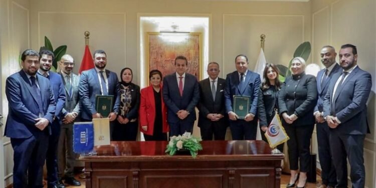  مؤسسة البنك التجاري الدولي توقع بروتوكول تعاون مع مستشفى مبرة مصر القديمة بمبلغ 15 مليون جنيه