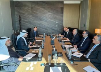 وزير الاستثمار يلتقي بمجموعة “عارف” الكويتية لاستعراض مشروعاتها بالسوق المصري