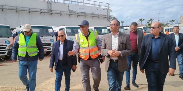 نائب وزير الإسكان يتابع منظومة مياه الشرب والصرف الصحي بالإسكندرية