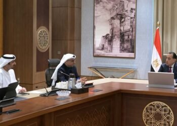 رئيس الوزراء يتابع مستجدات المخطط الرئيسي لمدينة “رأس الحكمة”