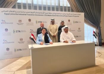 وزير الصناعة: مصر تدعو القطريين لضخ استثمارات جديدة في الصناعة والنقل