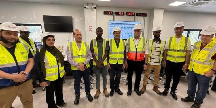 وزير الإسكان يزور مشروع سد ومحطة كهرباء “جوليوس نيريرى” لتوليد الطاقة بدولة تنزانيا الاتحادية