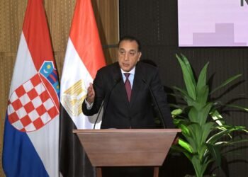 رئيس الوزراء: نتطلع إلى إنشاء خط رورو سريع بين الموانئ المصرية والكرواتية