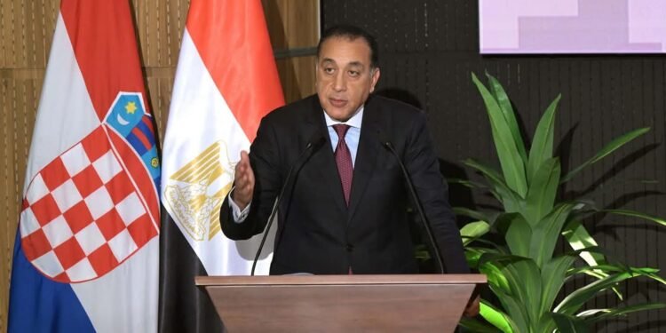 رئيس الوزراء: نتطلع إلى إنشاء خط رورو سريع بين الموانئ المصرية والكرواتية
